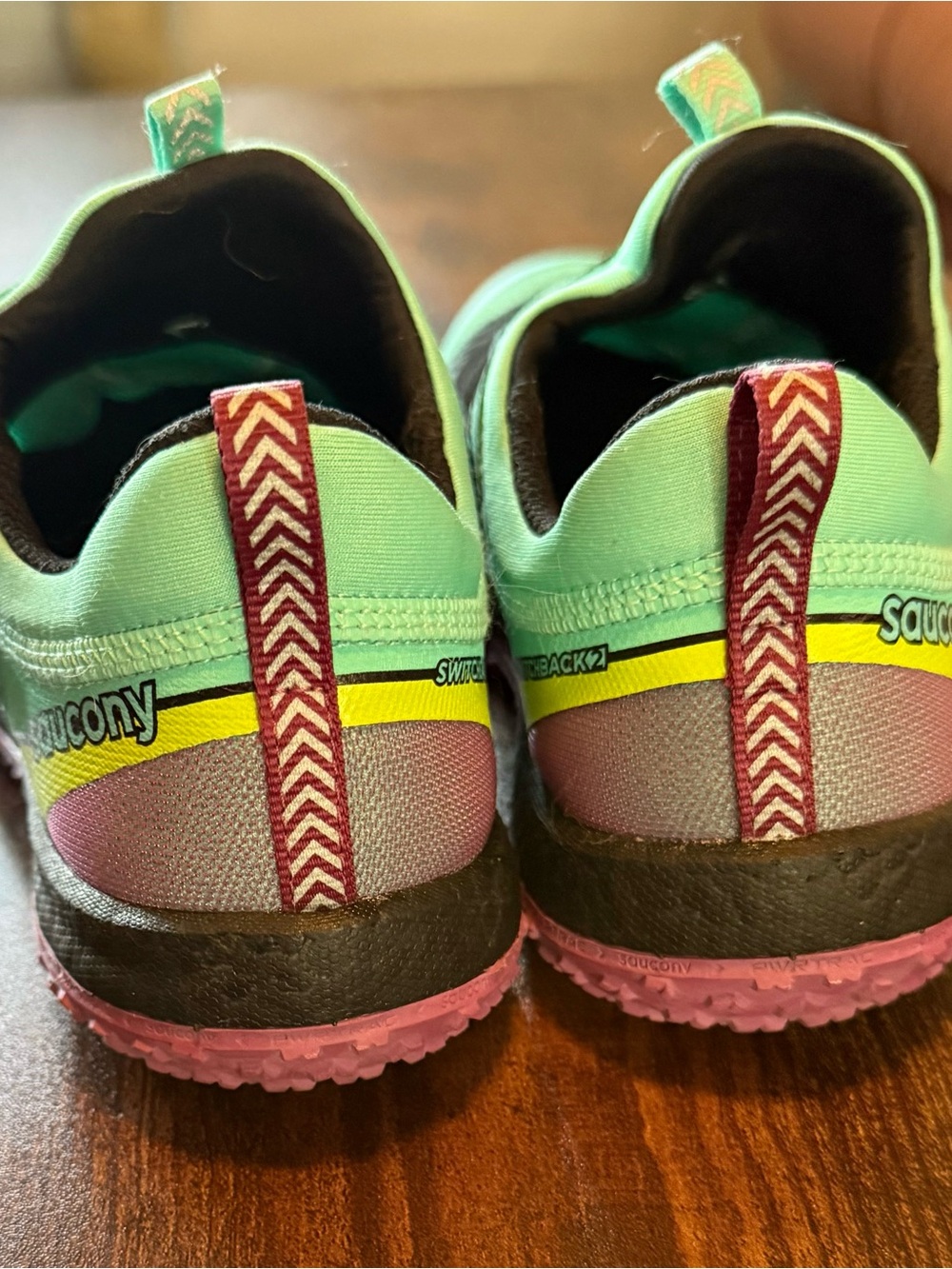 Women’s Mint Green Trail Shoe with BOA Fit System - Picture 3 of 9